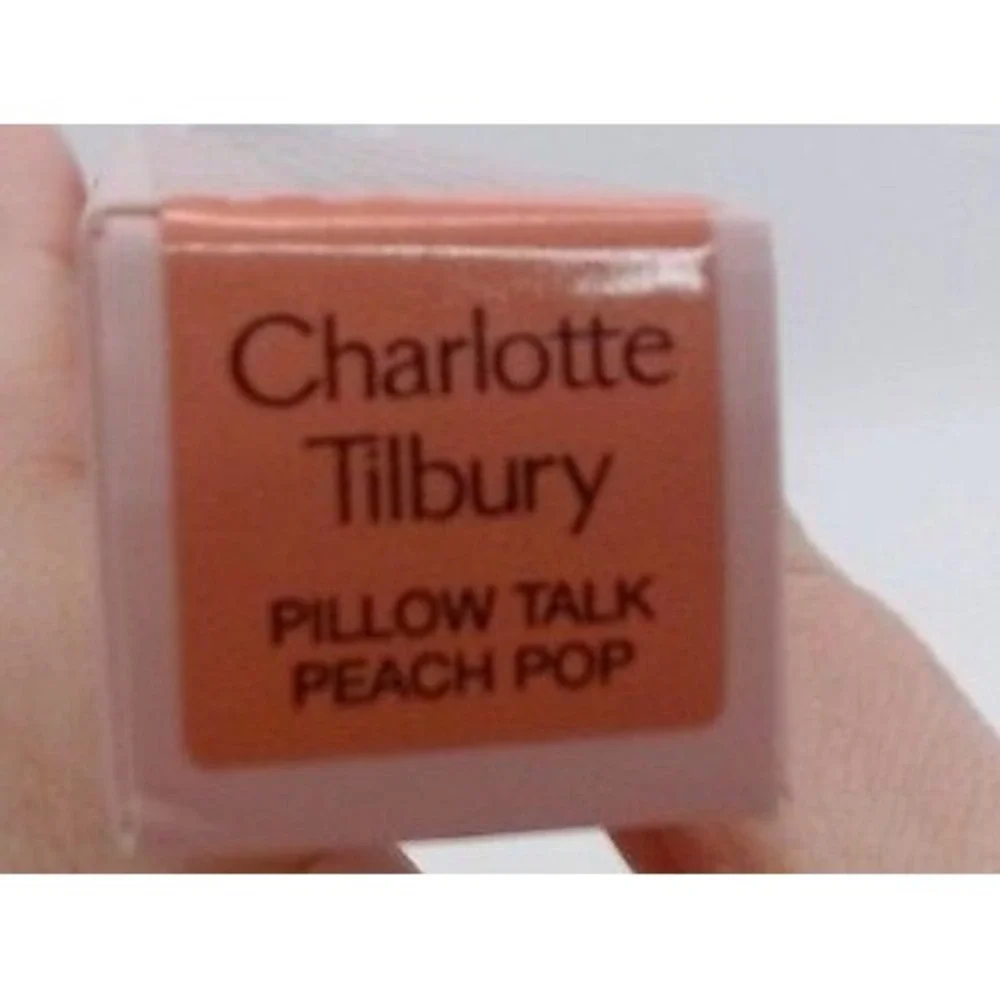 Charlotte Tilbury Pillow Talk Beauty Blush Wand in Peach Pop, BRAND NEW IN BOX‎